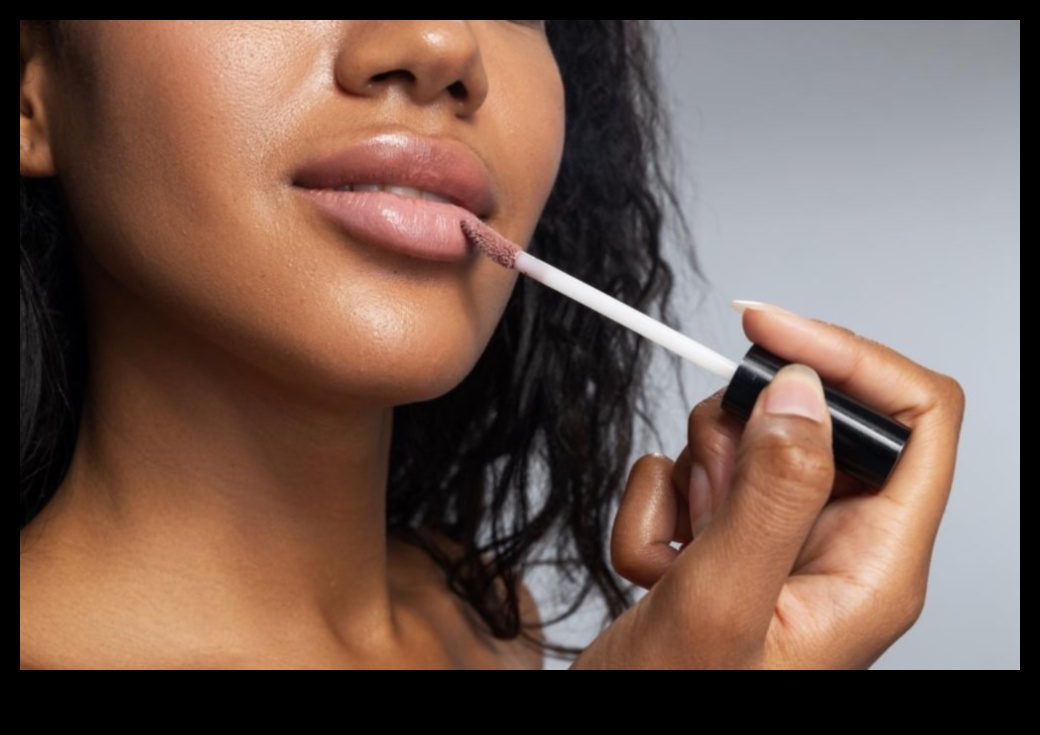Διαφανές ή αδιαφανές: Επιλέγοντας το σωστό lip gloss φινίρισμα για την εμφάνισή σας