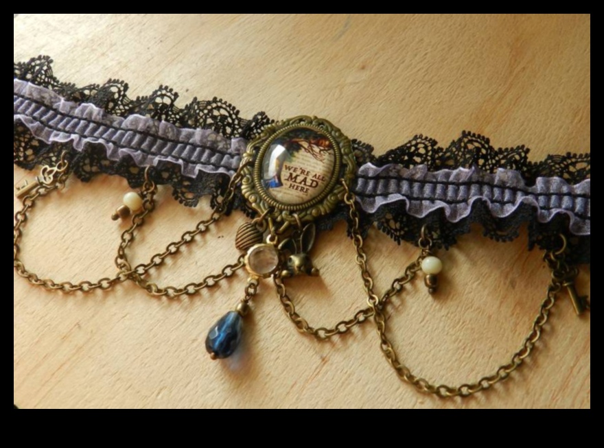 Whimsical Wonders Μια σύνοψη των τσόκερ μας εμπνευσμένων από ιδιοτροπίες 2 Whimsical Wonders: Capture the Magic in Our Whimsy-Inspired Chokers