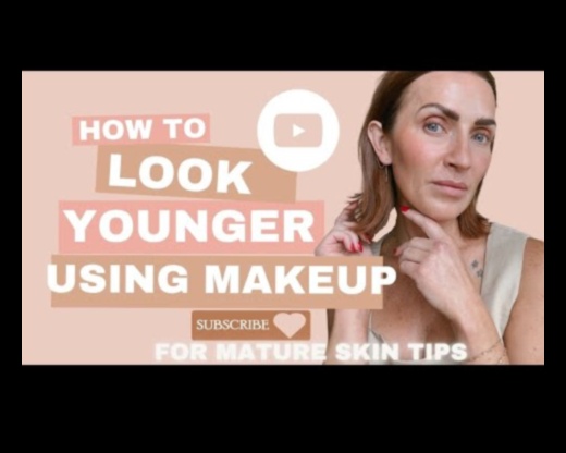 Εργαλεία μακιγιάζ για ώριμο δέρμα: Προσαρμογή του κιτ σας για ομορφιά που αψηφά την ηλικία