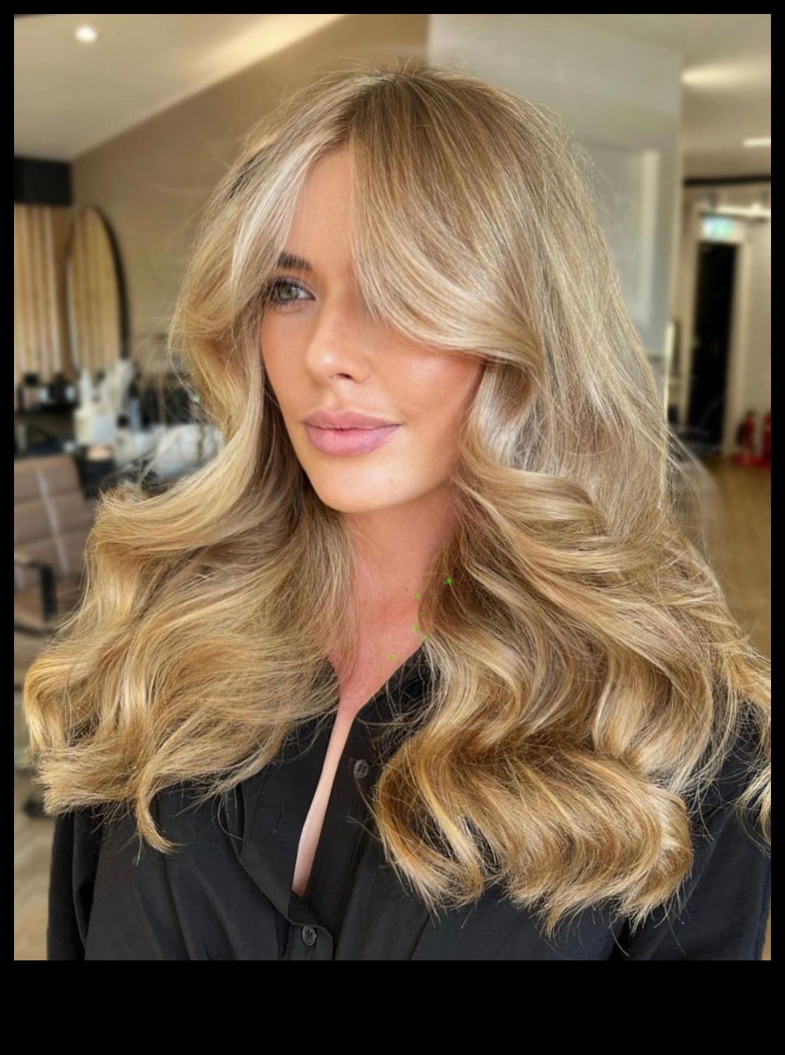 Twist and Turns: Ξανθά χτενίσματα με δημιουργικό άκρο