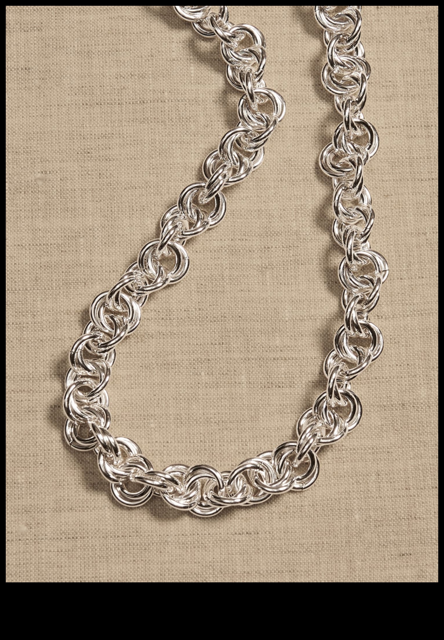 Οι λαμπεροί σύνδεσμοι αναδεικνύουν το στυλ σας με τη συλλογή Choker 3 Λαμπεροί σύνδεσμοι: Συνδέστε το στυλ σας με τη λάμψη των δημιουργιών μας για τσόκερ