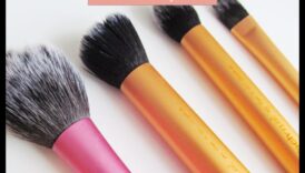 5 μακιγιάζ που εξοικονομούν χρόνο για τα πολυάσχολα πρωινά σας 6 Συμβουλές για εξοικονόμηση χρόνου: Γρήγορες διορθώσεις για το καθημερινό σας μακιγιάζ