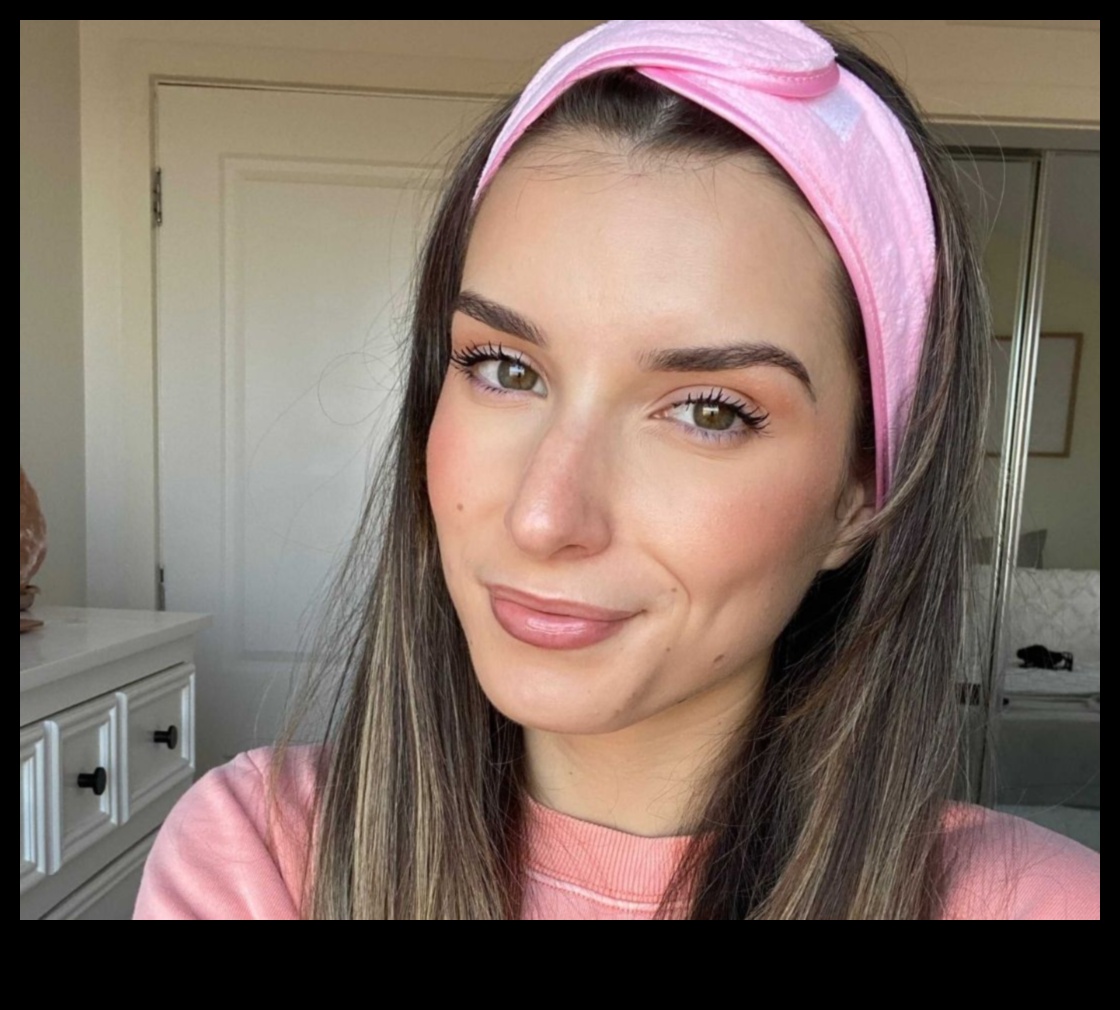 Daily Glow-Up: Ανεβάστε το βλέμμα σας με καθημερινές τεχνικές μακιγιάζ