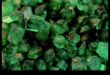 Emerald Enchantment: Τυλίξτε τον εαυτό σας με πράσινο Gemstone Glam