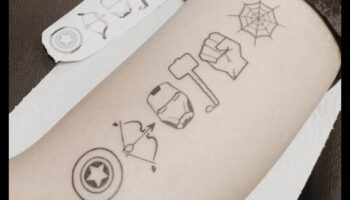 Miniature Marvels: Craftsmanship in Minimalist Tattoo Art