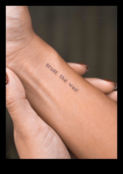 Wrist Whimsy: Παιχνιδιάρικες και γοητευτικές μικροσκοπικές εμπνεύσεις για τατουάζ