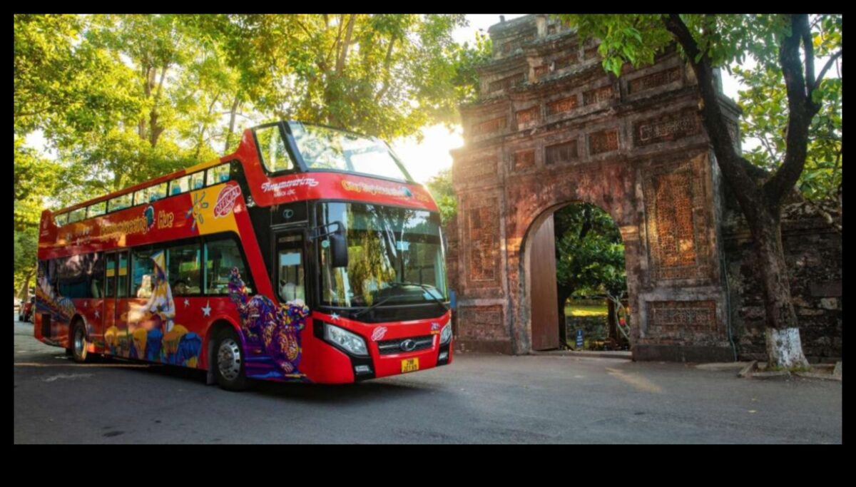 Με λεωφορείο: Πλοήγηση στους δρόμους της πόλης σε ξεναγήσεις