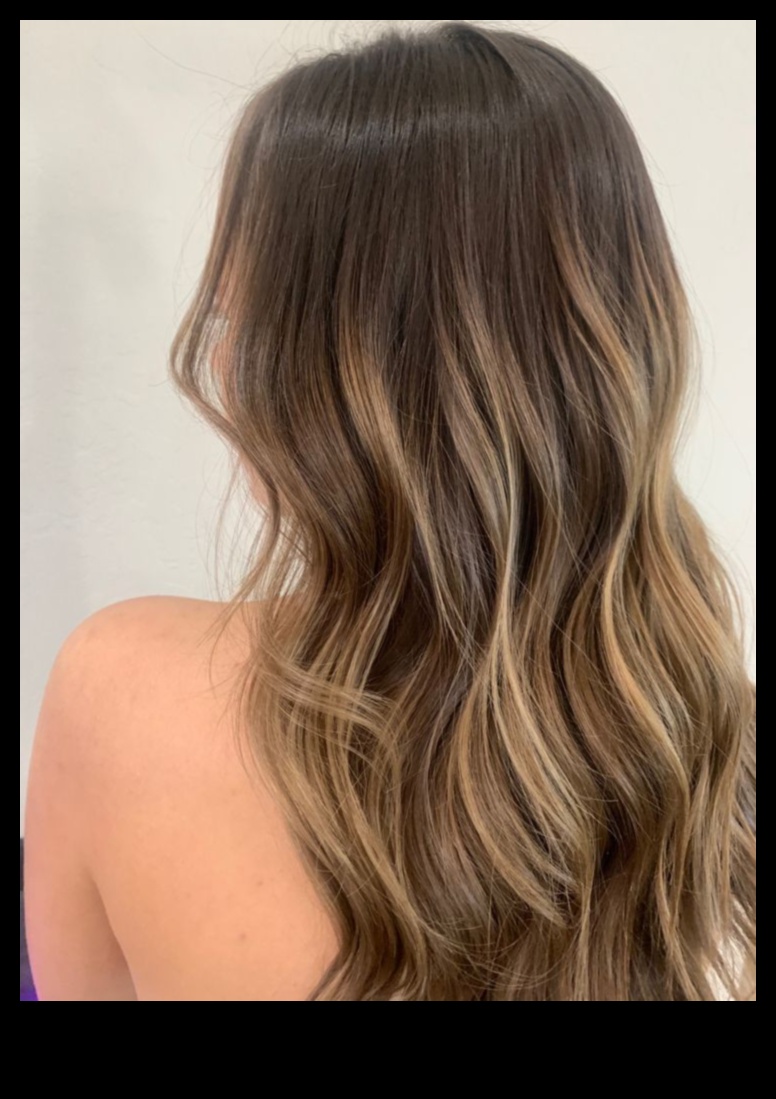 Μελαχρινή Balayage Bliss: Sun-Kissed Highlights για φυσική εμφάνιση