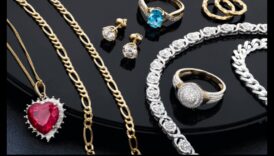 Ξεκλειδώστε το Secrets of Glamour: Fashion Jewellery Essentials
